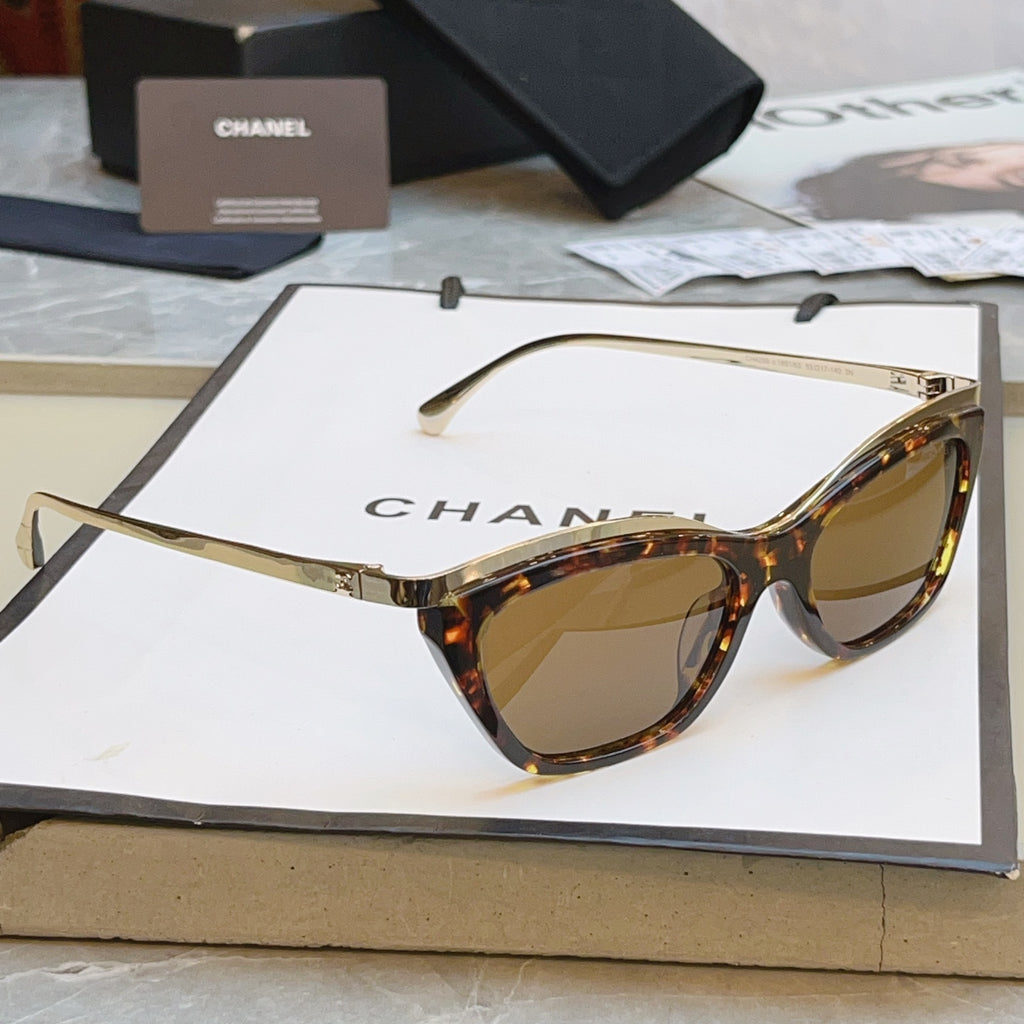 Chanel CH4299 Fashion Gray Lens Sunglasses for Men & Women - detail image 2