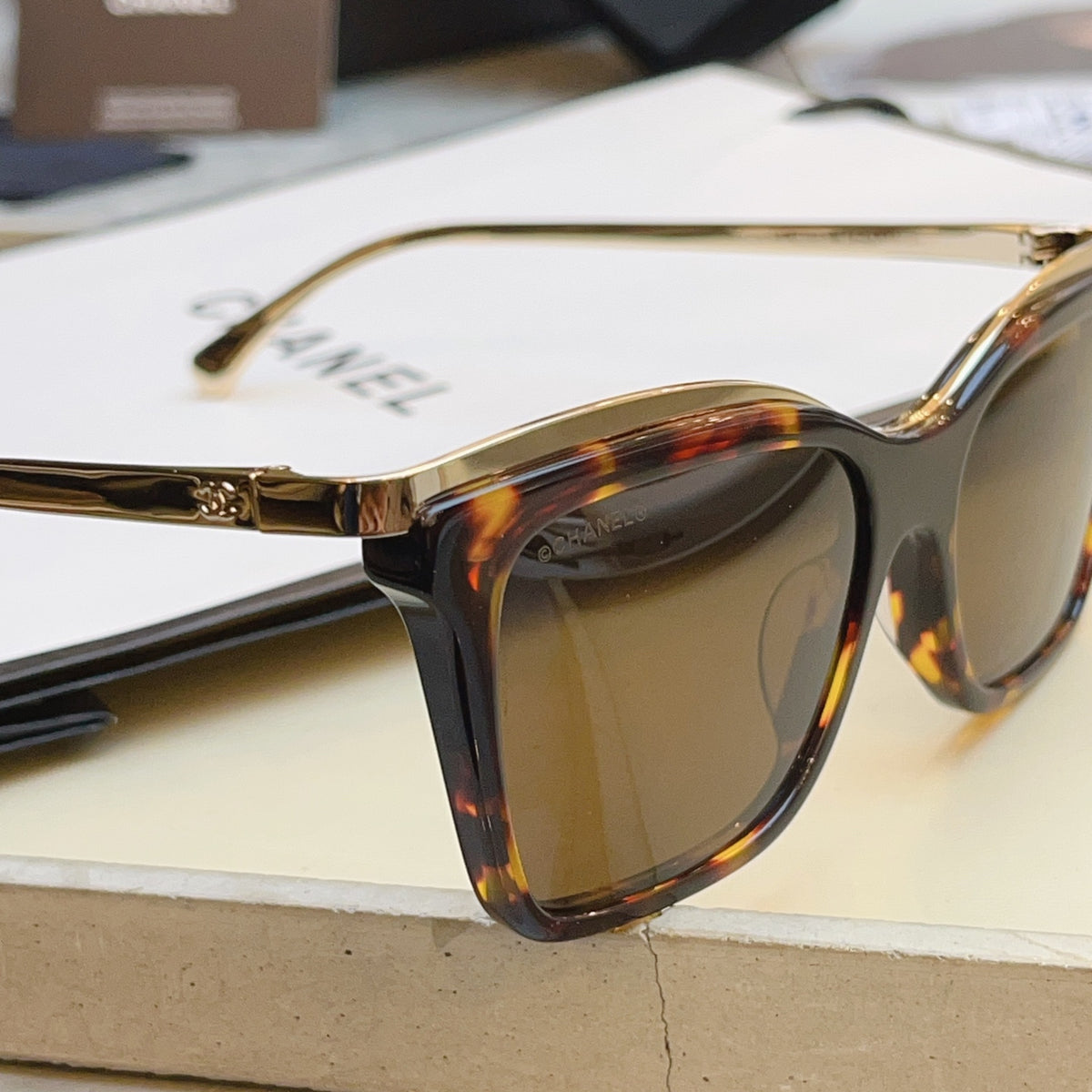 Chanel CH4301 Fashion Brown Lens Sunglasses for Men & Women - 493509 - detail image 9