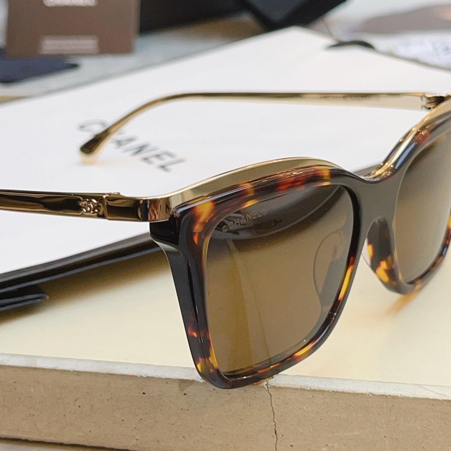 Chanel CH4301 Fashion Brown Lens Sunglasses for Men & Women - 493509 - detail image 9