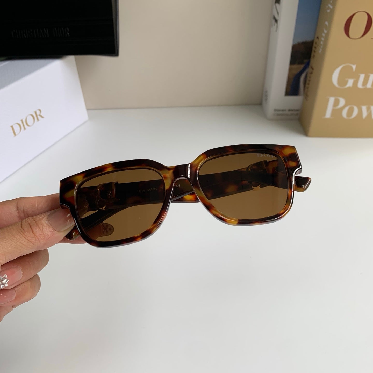 Dior Square Brown Lens Sunglasses for Men & Women - detail image 3